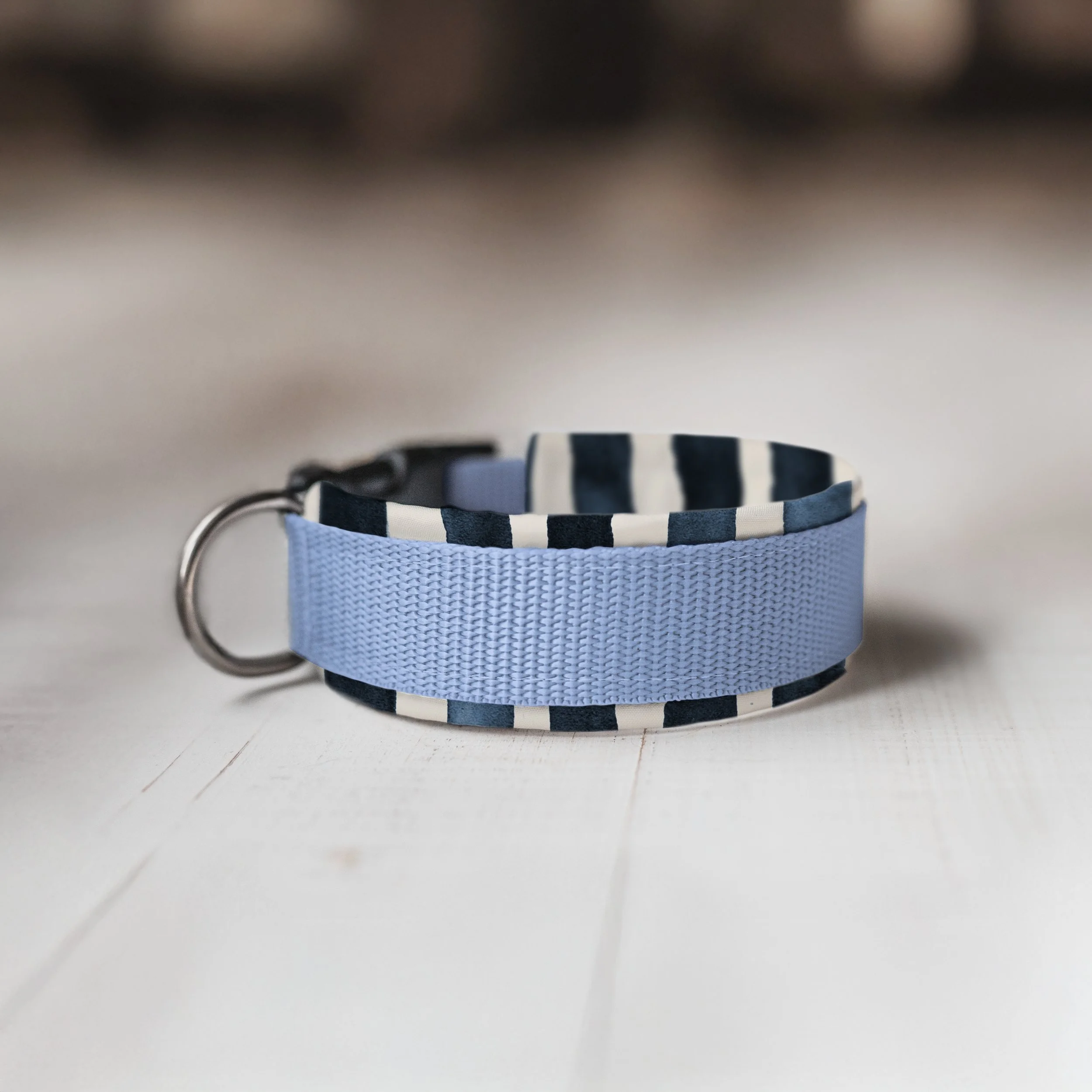 Softshell-Halsband mit Klickverschluss "Fat Watercolor Stripes"