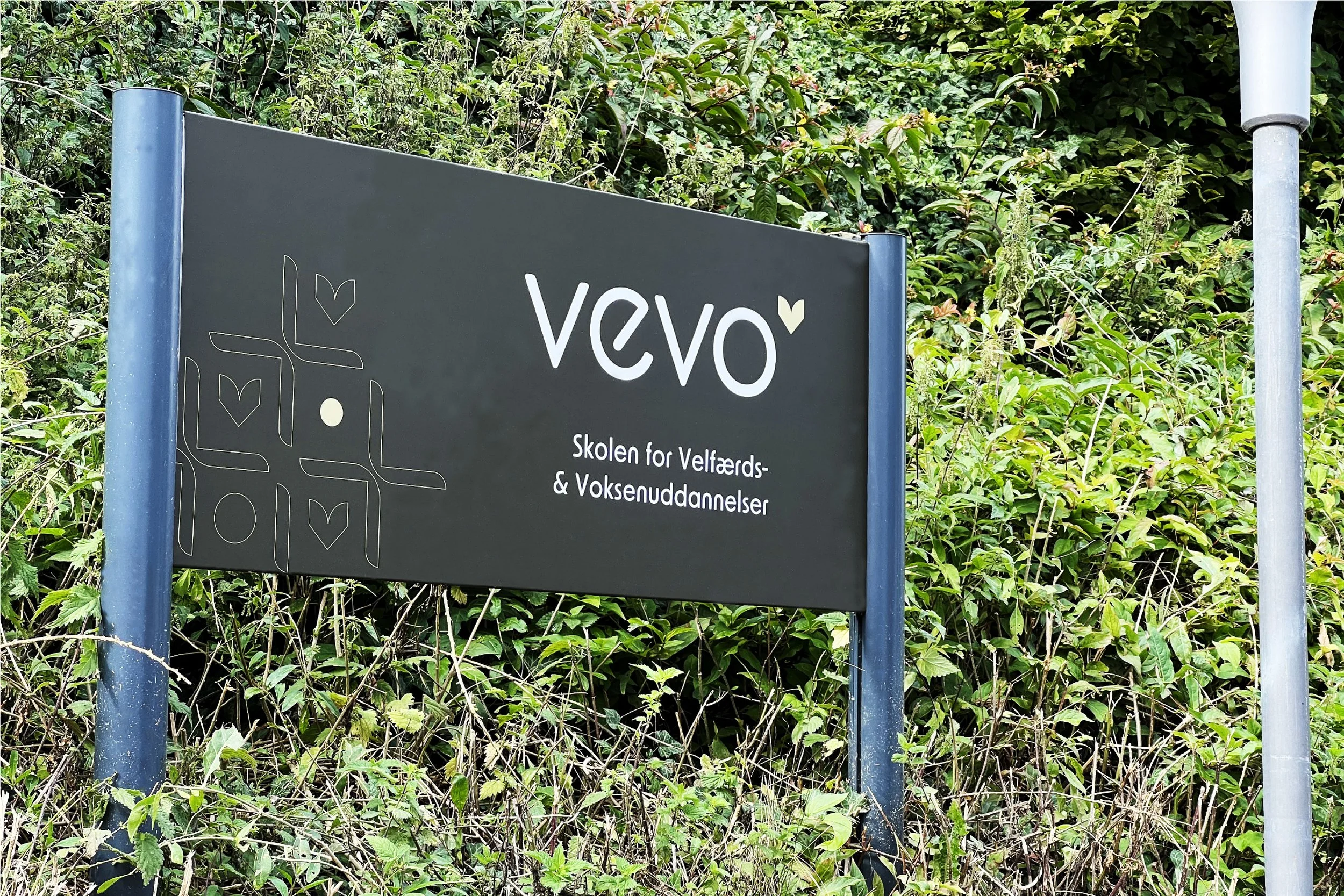 Vevo case elementer_Skilt.jpg