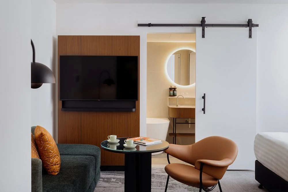 guest-room.jpg