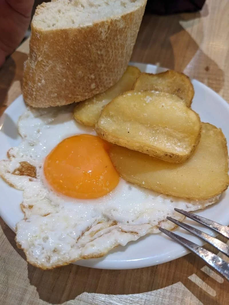 egg-and-chips.jpg