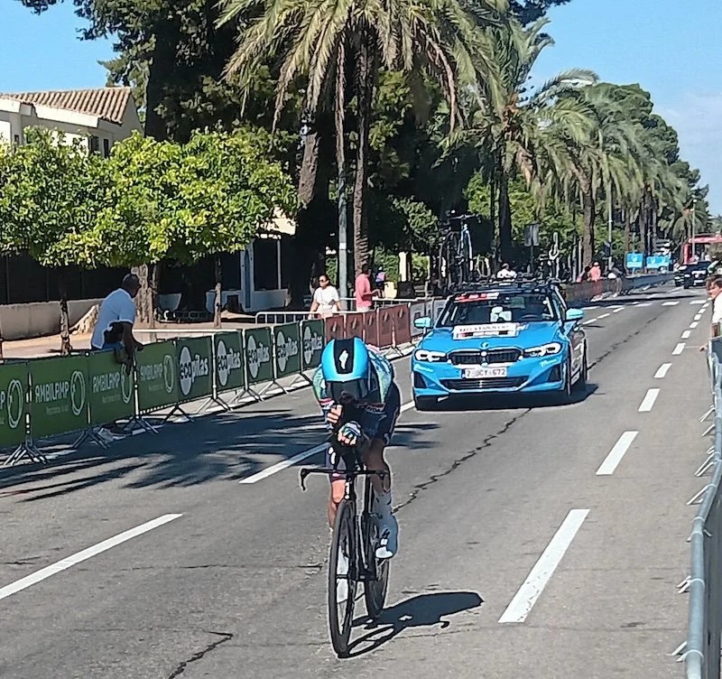 La Vuelta 1.jpg