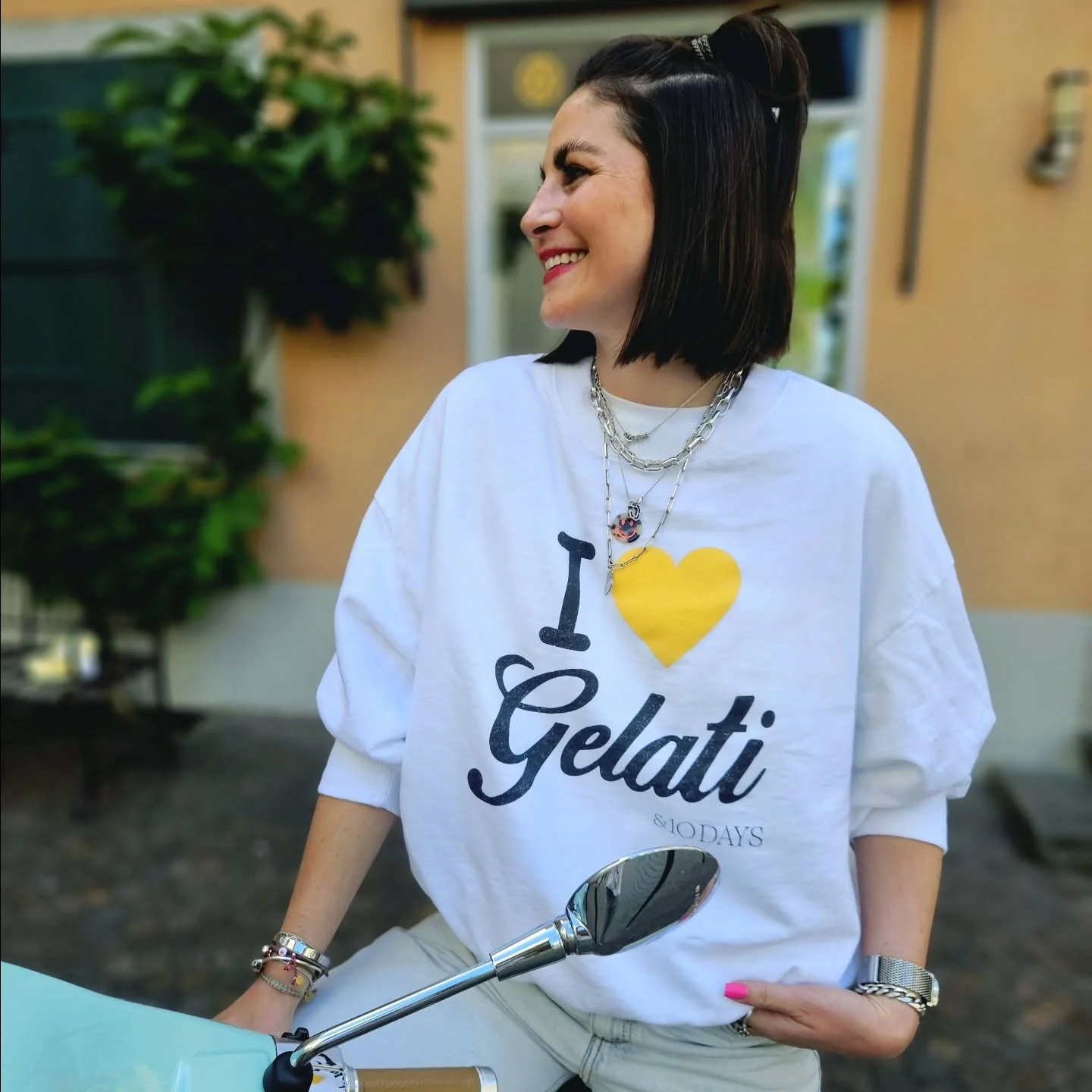 About this week ♡

Gelati Sweater | Gr. XS - L | 119,90 &euro;
Caps versch. Farben | one size | 44,95 &euro;
Denim Overshirt | Gr. XS, M, L | 79,95 &euro;
Boyfriend Jeans | Gr. 25 - 30 | 99,95 &euro;
Streifenshirt | Gr. XS/S &amp; M/L | 85 &euro;
V-N