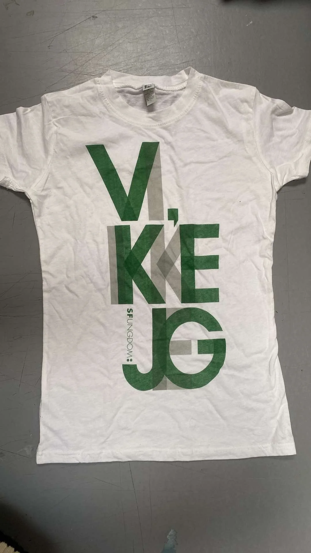 T-shirt hvid "vi, ikke jeg"
