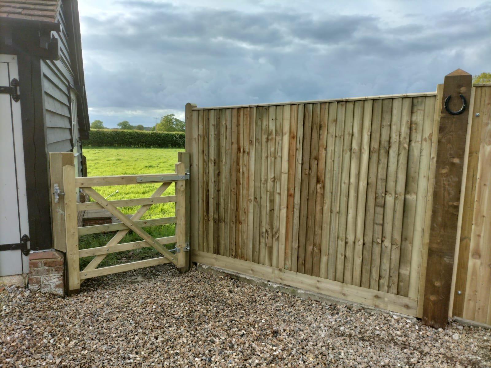 Five Bar Gate