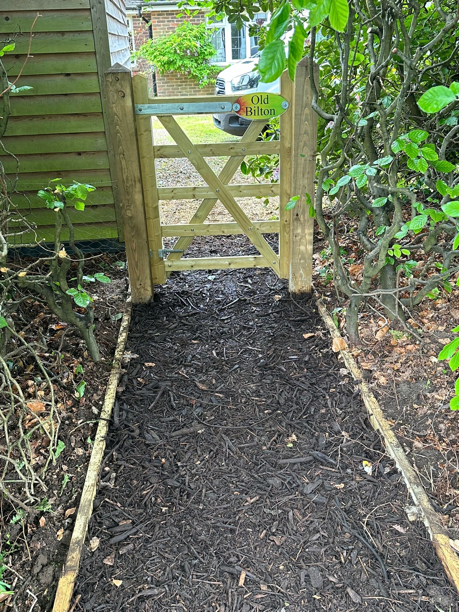 Five Bar Gate