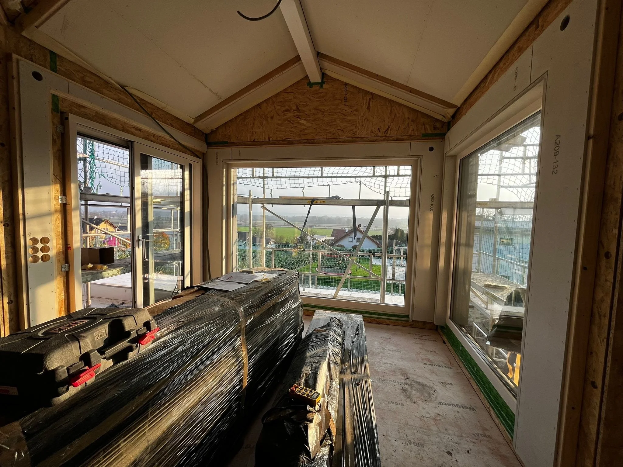 Ausblick aus Panoramaglas Fertighaus GRIFFNER Thomas Brunnbauer