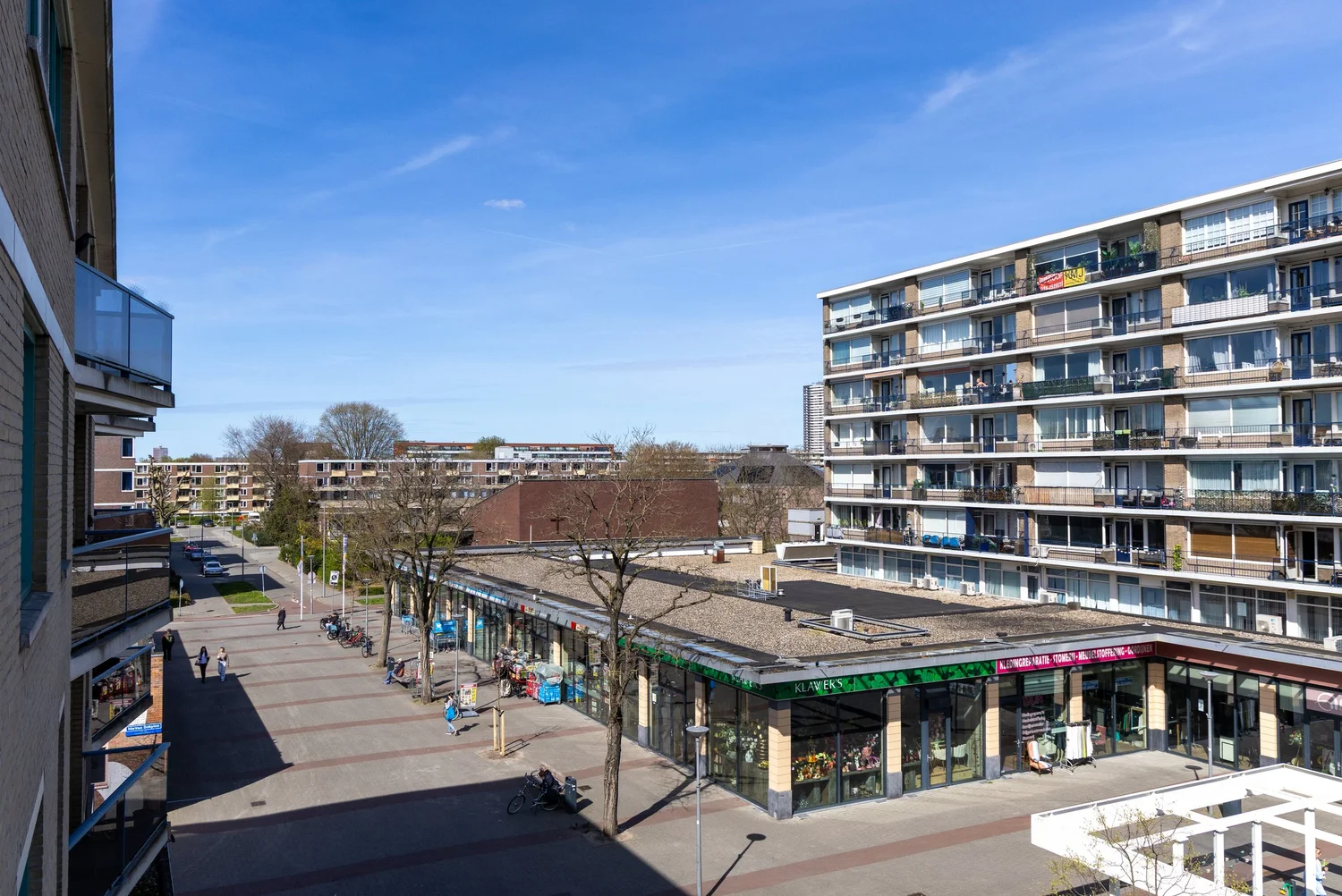 Winkelplein naast woonproject Van Milplaats
