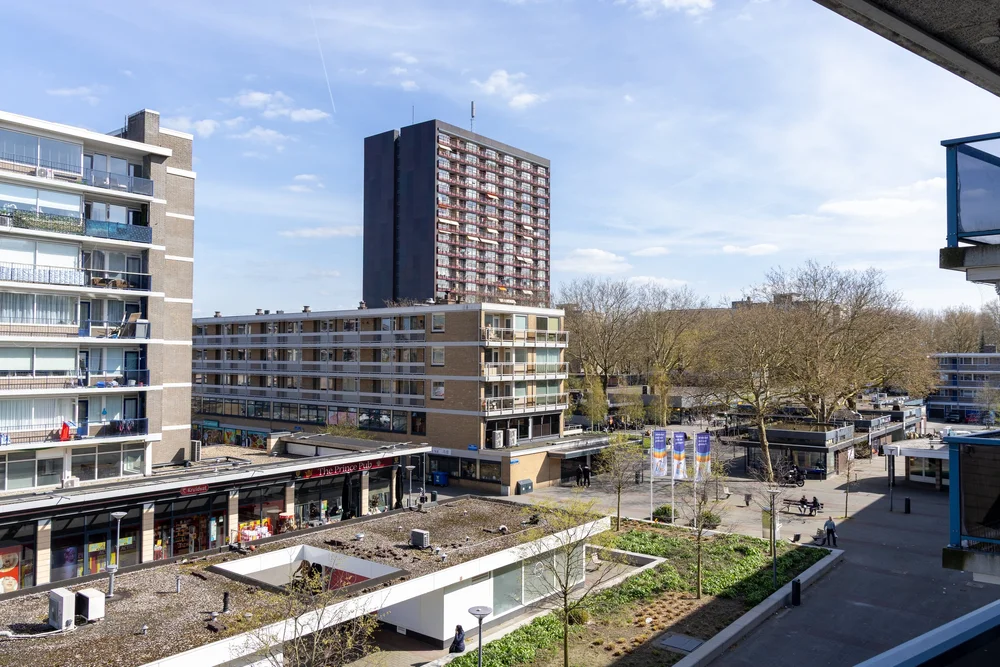 Winkelplein en omgeving van woonproject Van Milplaats