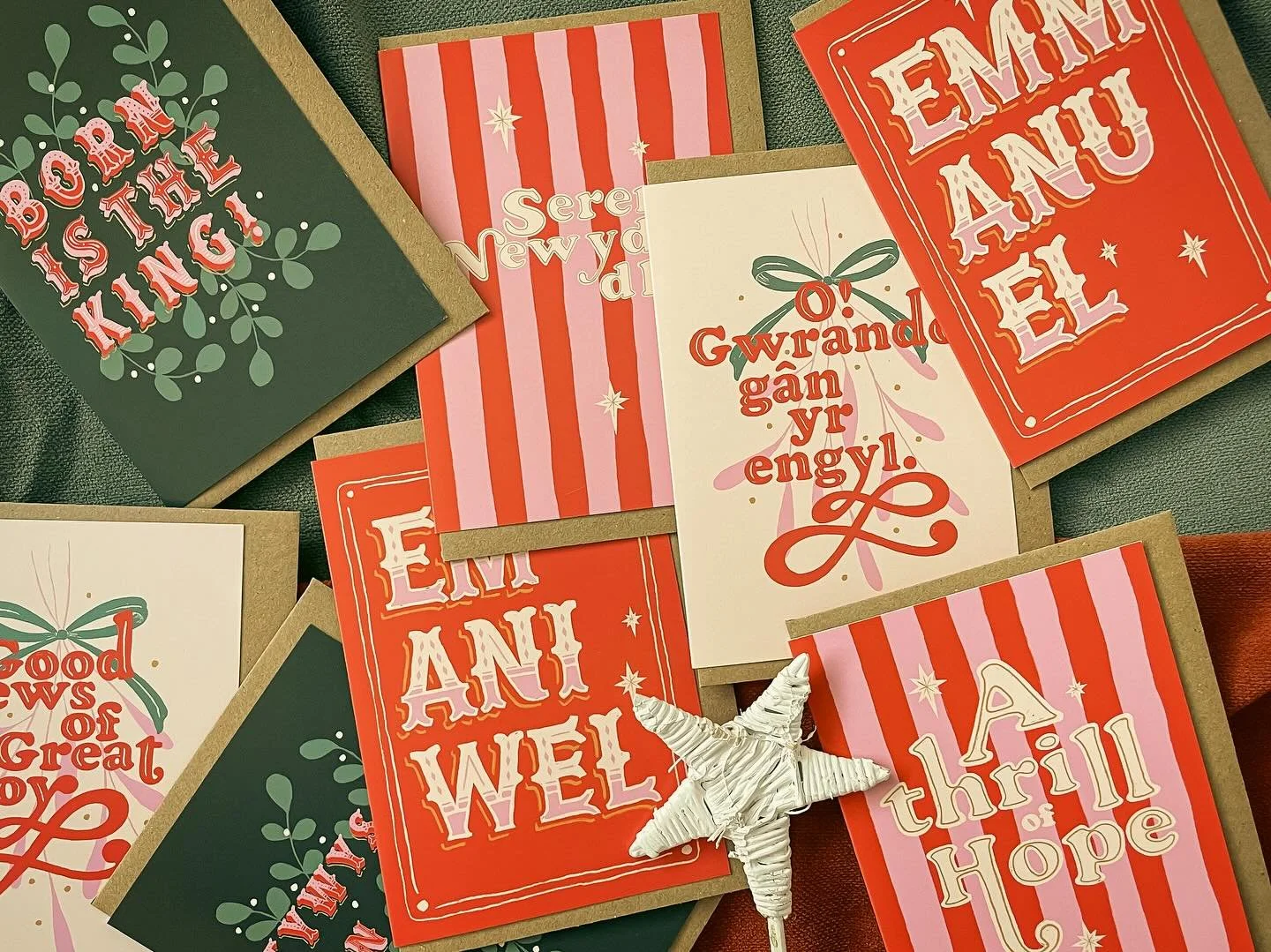 ✨ CHRISTMAS CARDS ✨

A few of you have asked whether I&rsquo;ll have Christmas cards this year. I haven&rsquo;t had the capacity for new designs this time, but I do have designs from previous years available in my shop now! And I will have them with 