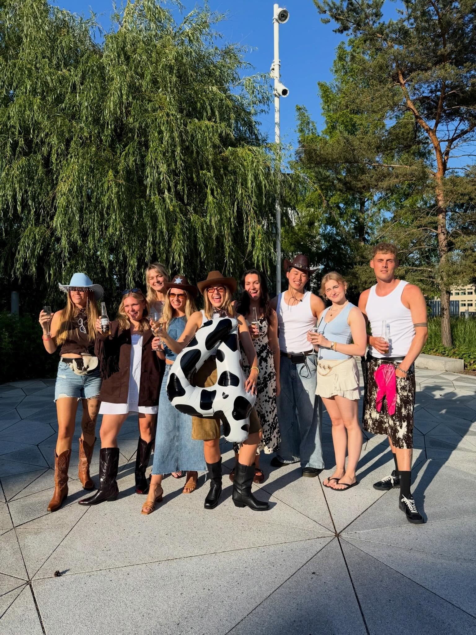 Vi er stadig helt h&oslash;je p&aring; stemningen fra vores fantastiske 4 &aring;rs f&oslash;dselsdagsfest 🤠

Tusind tak til @tivolicongresscenter for endnu en gang at danne de perfekte rammer om en fantastisk fest🎉