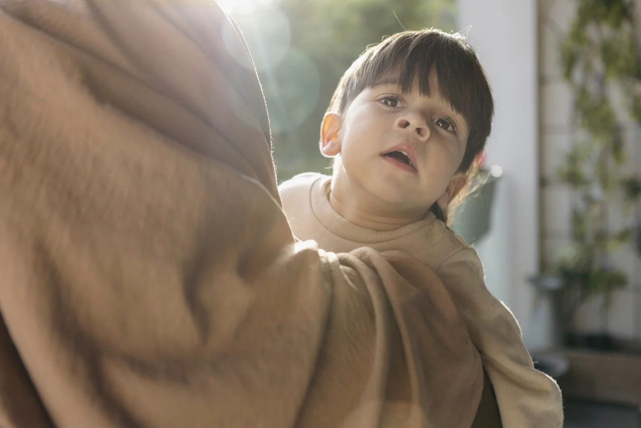 Young actor featuring in Refugee Council campaign by Wind & Foster