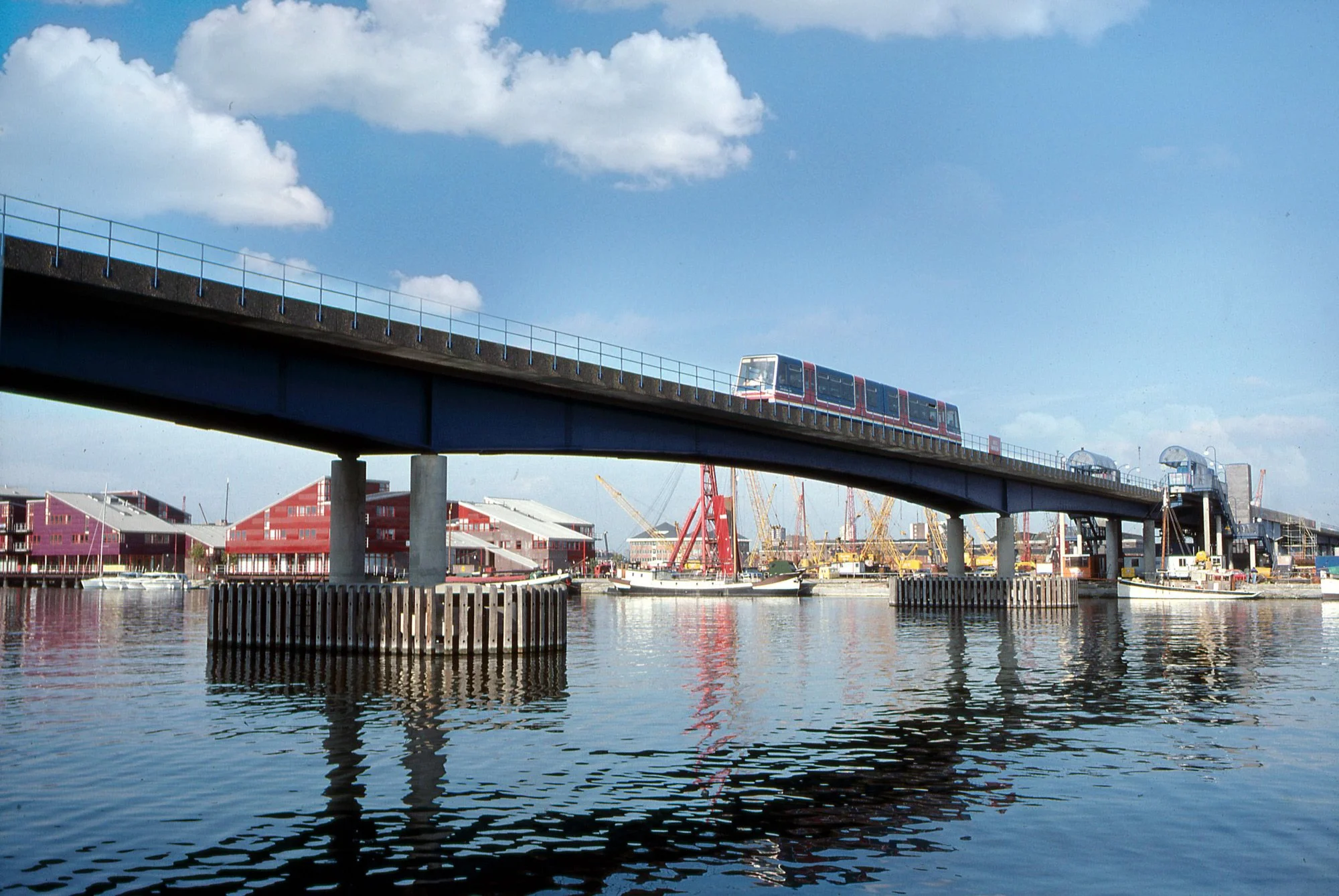 DLR train in film about civil engineering produced by Wind & Foster