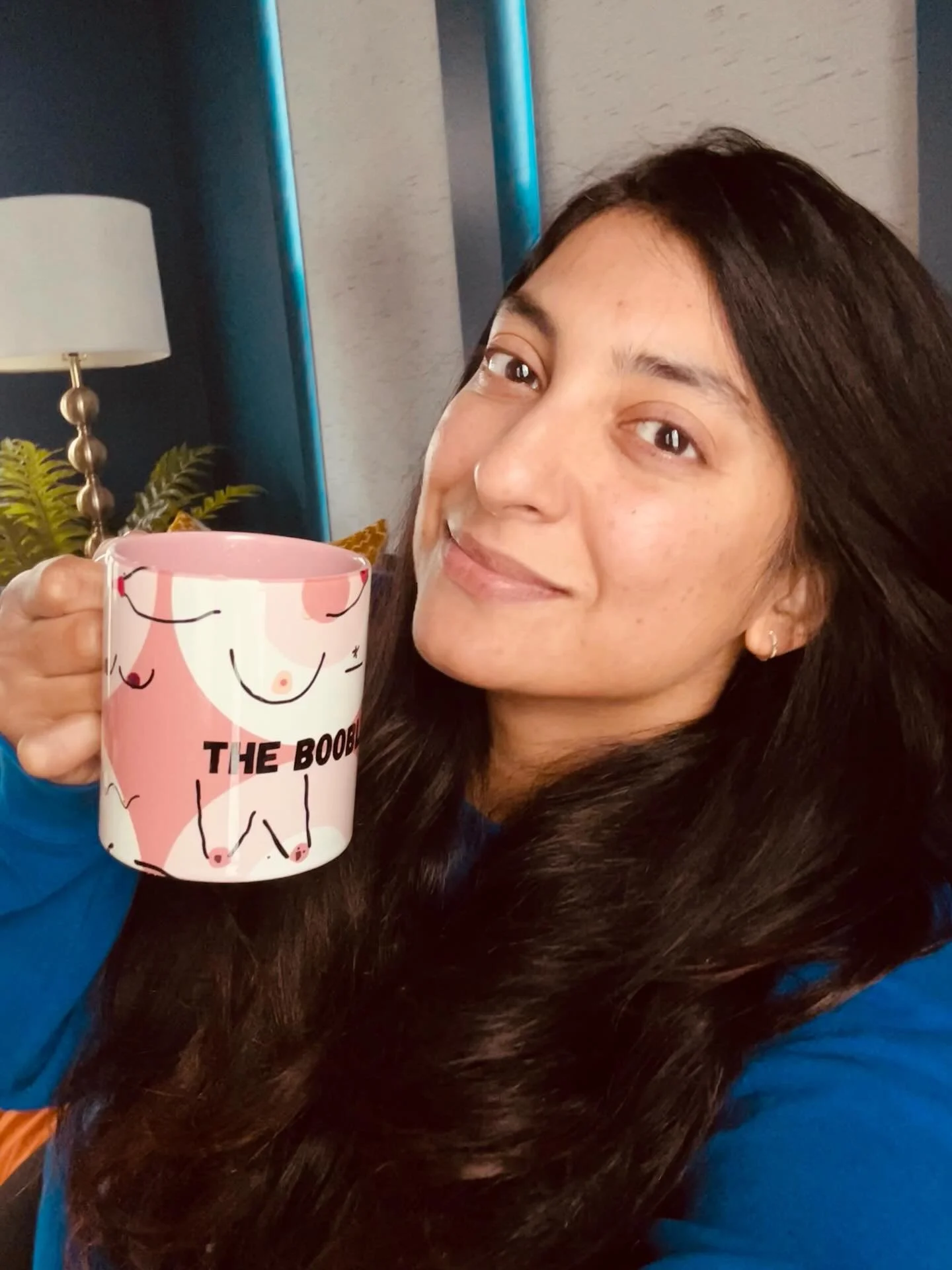 Morning coffee in my ultra cute Booble mug.  Available at www.thebooble.com

#thebooble #coffeevibes #booksbooksbooks #authorlife #love #goodmorning #nomakeup #comfystyle #everdaystyle #booklover #humor #lifelessons #education