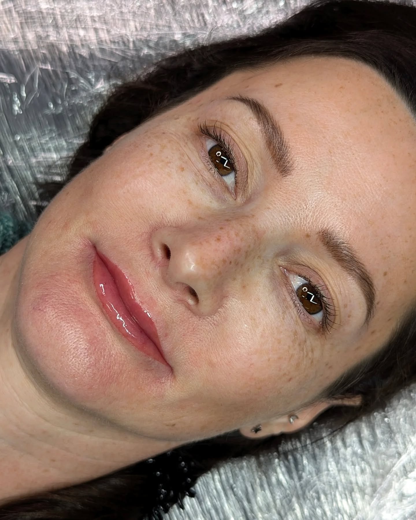 NEW lips &amp; refreshed brows &amp; freckles that are 1 week into healing ✨🫶🏻 thank you so much Victoria for letting me loose on your whole face 😎

I'll be getting back to all messages / emails this weekend 💕

--&times;---&times;---&times;---&ti