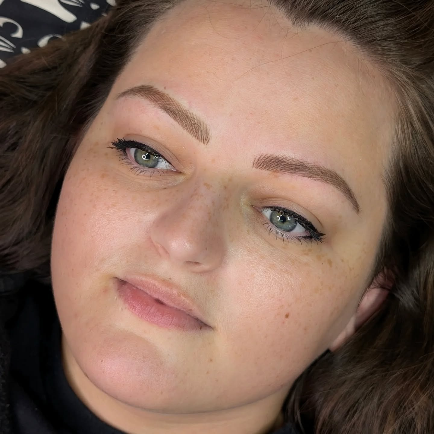 Refreshed brows for Rachel after 2 years + 10 months. Swipe to see healed before refresh :)

July and August are pretty open and I'd love to fill some spaces 🙏🏻 reach out if you'd like some more info! SPMUbySarah@gmail.com 

--&times;---&times;---&