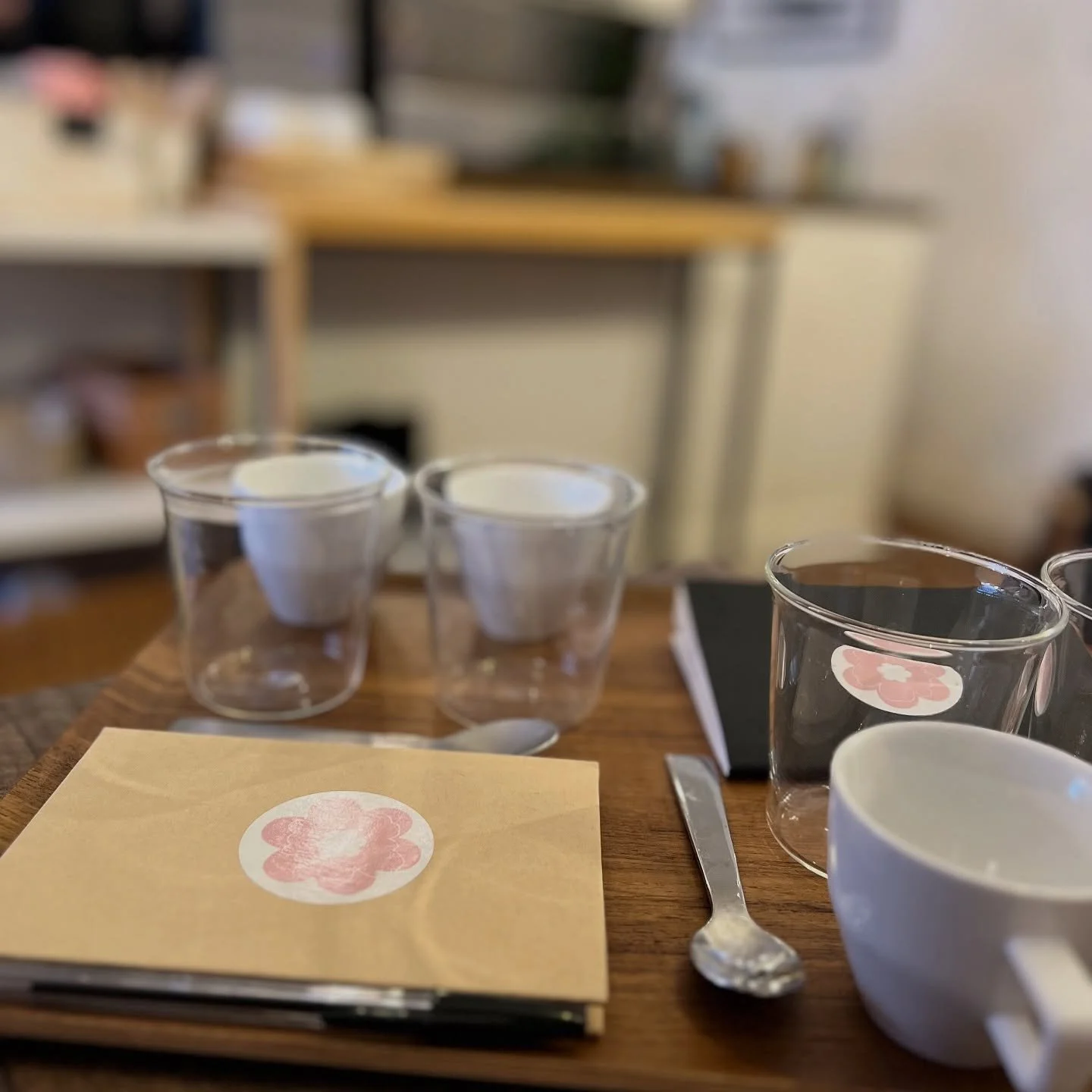 We hosted our first of two barista workshops last night, and took no pictures! A lovely evening of tasting, brewing and lot of nerdy coffee talk 🤓

Our next workshop will be on Saturday 22nd, and there are a couple of spots still available. Grab you
