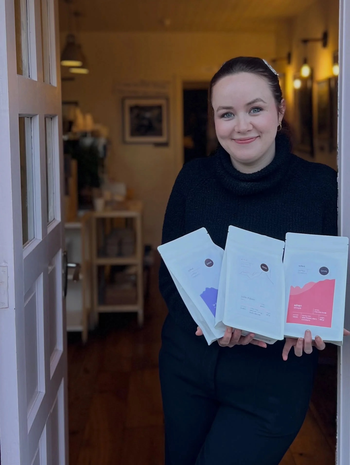 So happy to be welcoming @schotcoffeeroasters as our first guest roaster of the year 🇳🇱

🇸🇻 On guest espresso is &lsquo;La Dalia&rsquo; - 168h cold natural pacamara from El Salvador. Hibiscus, green apple and black forest cake when paired with mi