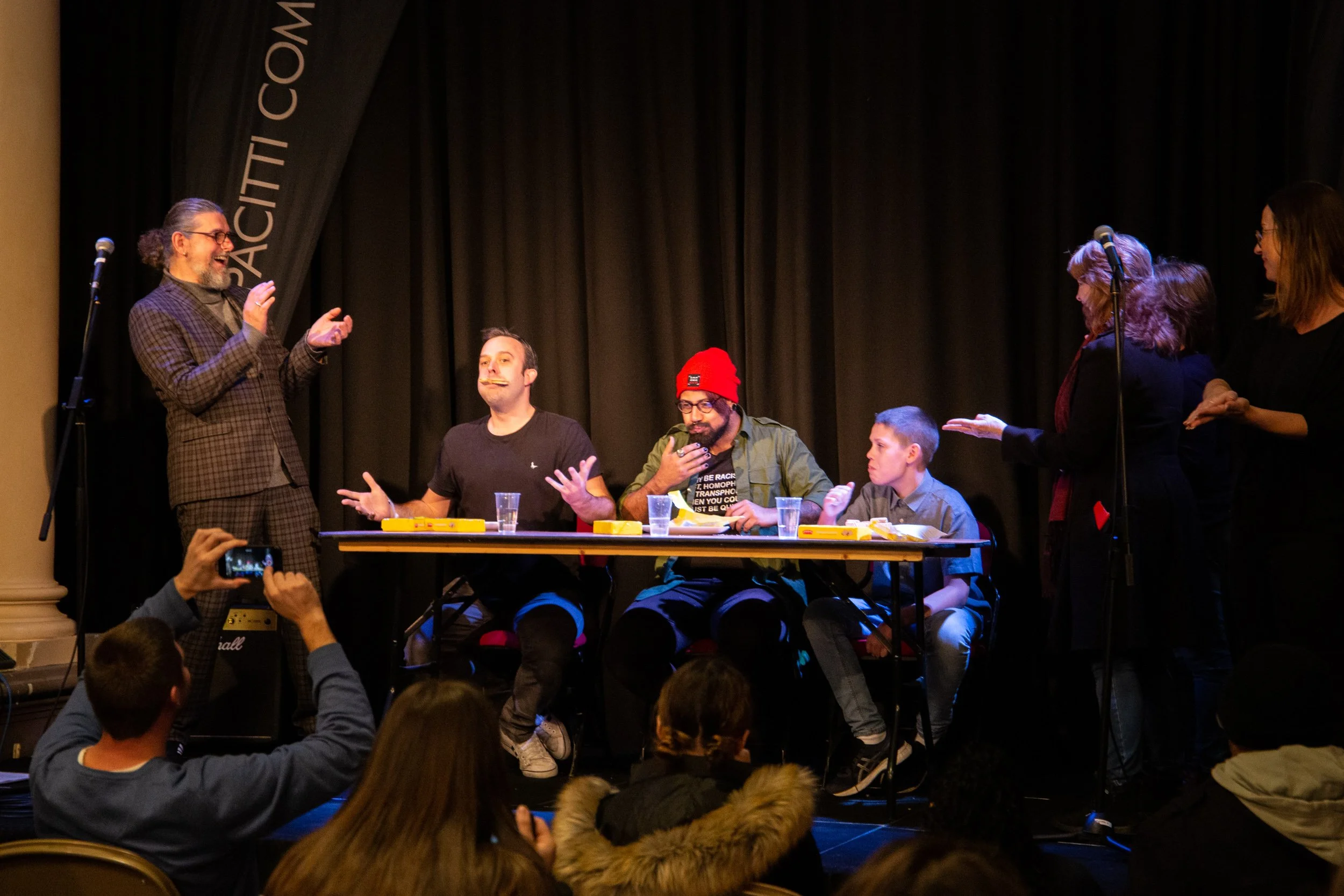 Lee Brade (centre) breaks a world record, alongside Karl Forsdike and David Wright (2019), photo by Louis Simpson