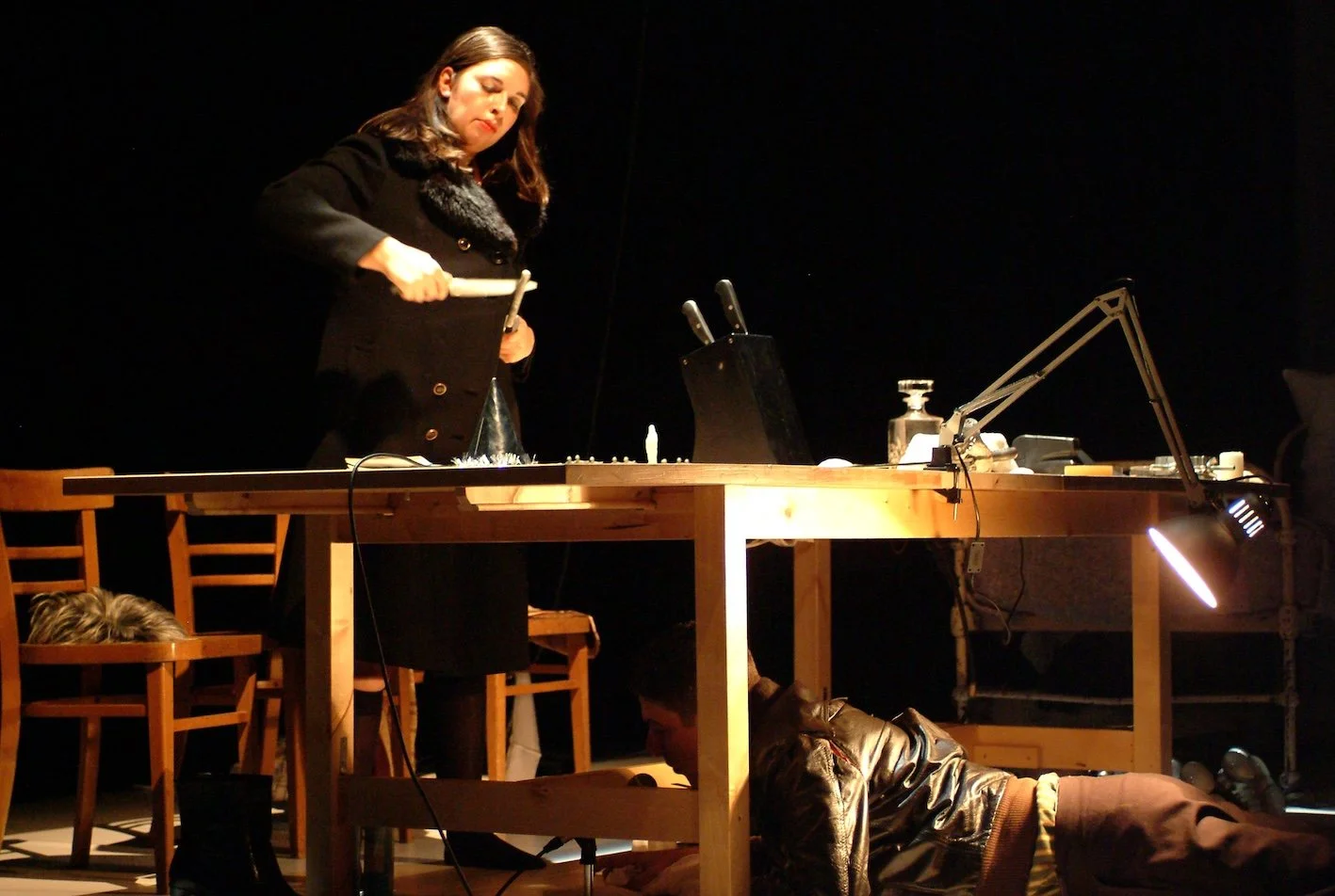 Sheila Ghelani and Robert Pacitti in   Audiology   (2003). Photo by Antoinette Chaudron.