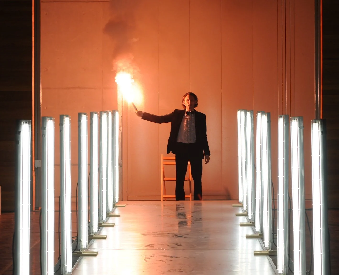 Richard in   Finale     (Sydney, 2008). Photo by Heidrun Löhr.