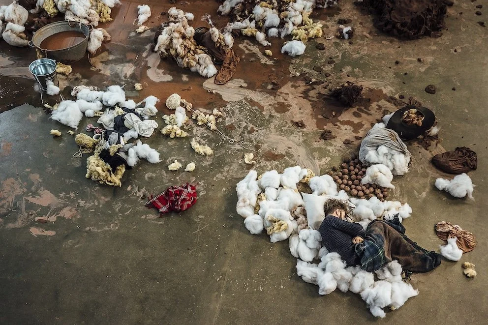  Chant (Cleanse)  (2014) by Ro Hardaker. Photo by Guido Mencari.