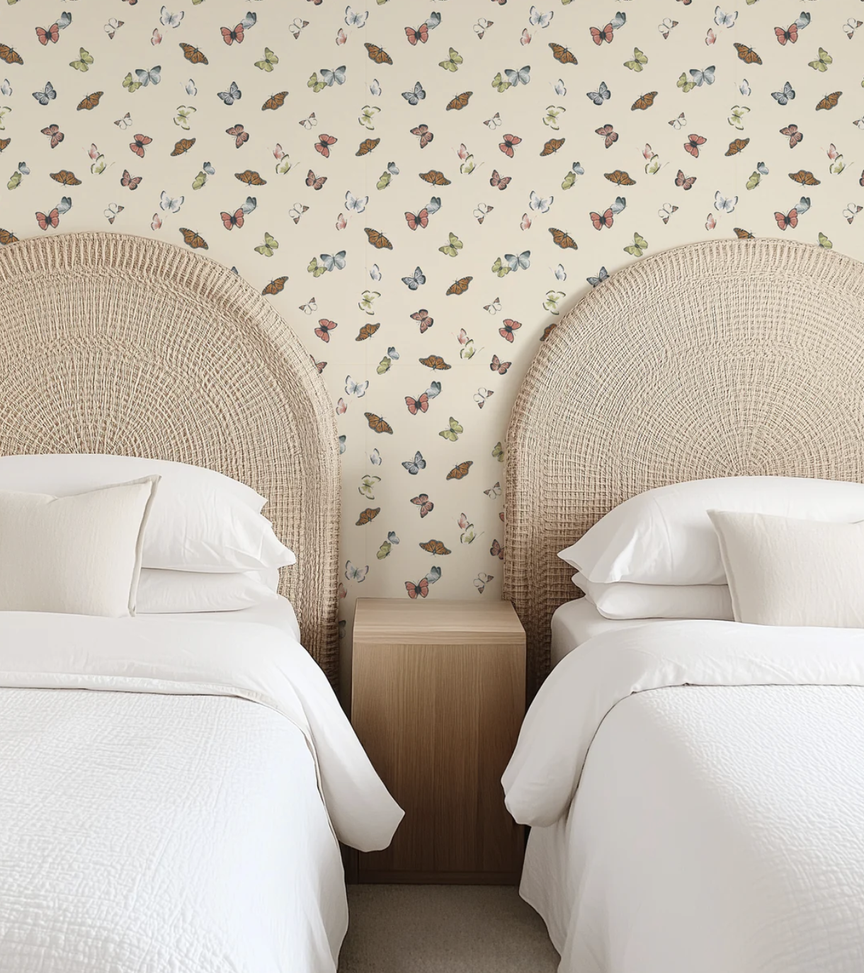Mavie Wallpaper in Cream