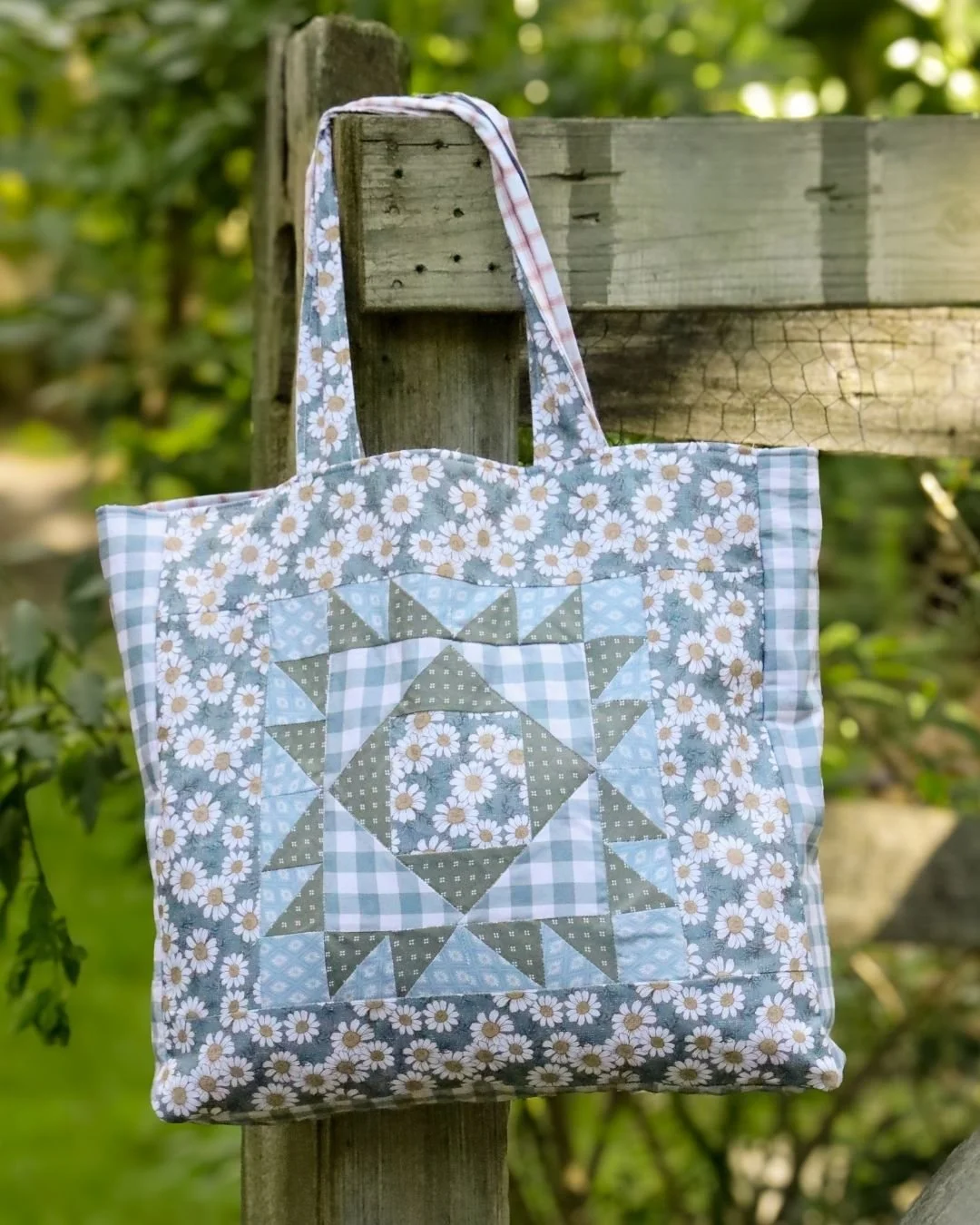 quilted-tote-bag-garden.jpg