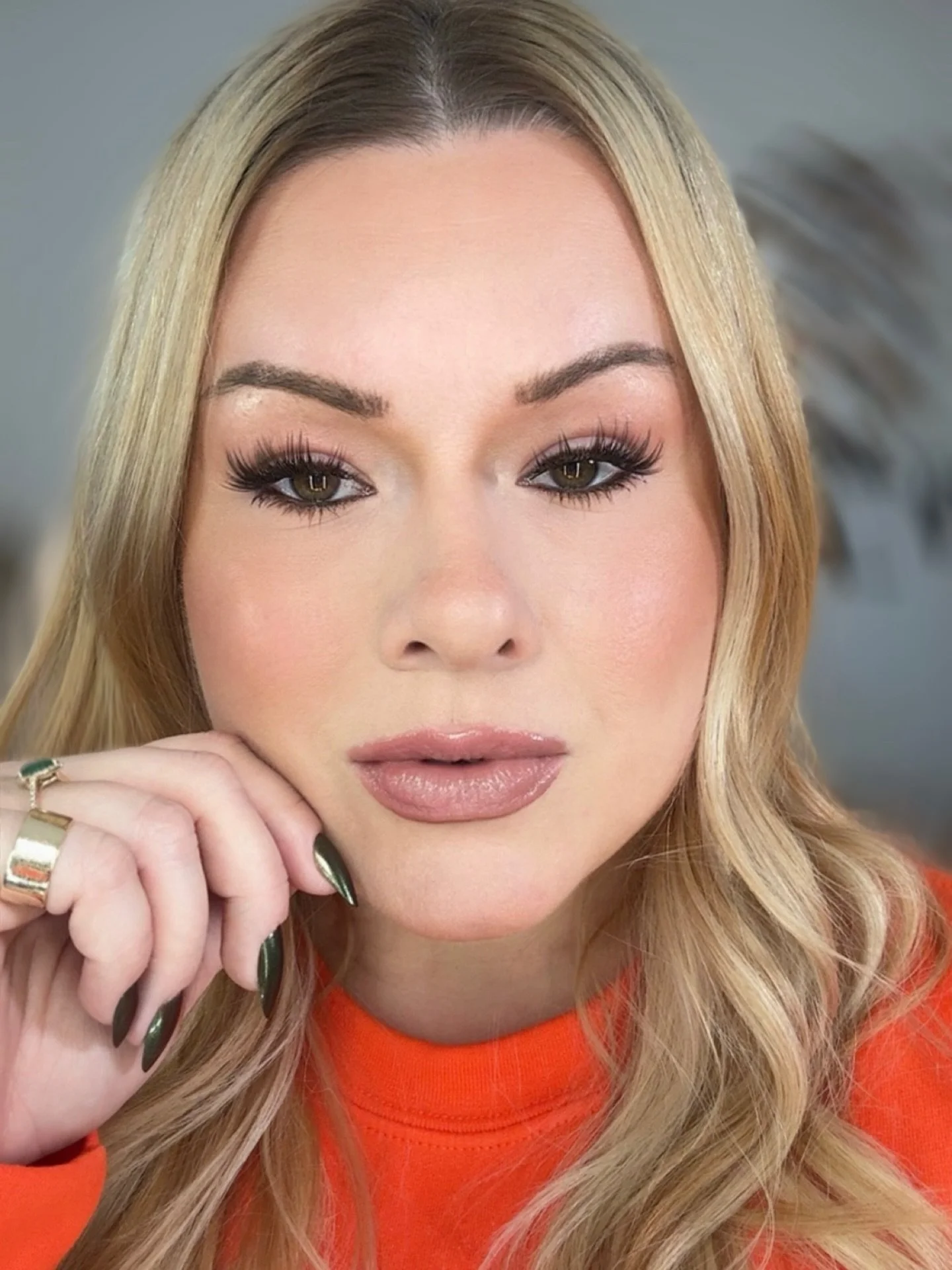 Feeling the sunshine and alllll the bright colors &mdash; we are getting so close, my friends! ✨ Spring is in the air and I am here for it. I had so much fun creating this look and had to share!

✨ Quick pro tip: tap a bit of your blush onto your eye