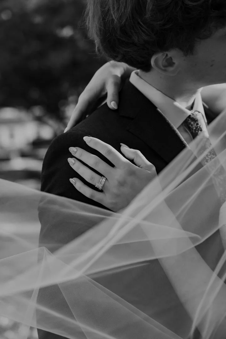 Emily + Cole 11032024 aplleford-41.jpg