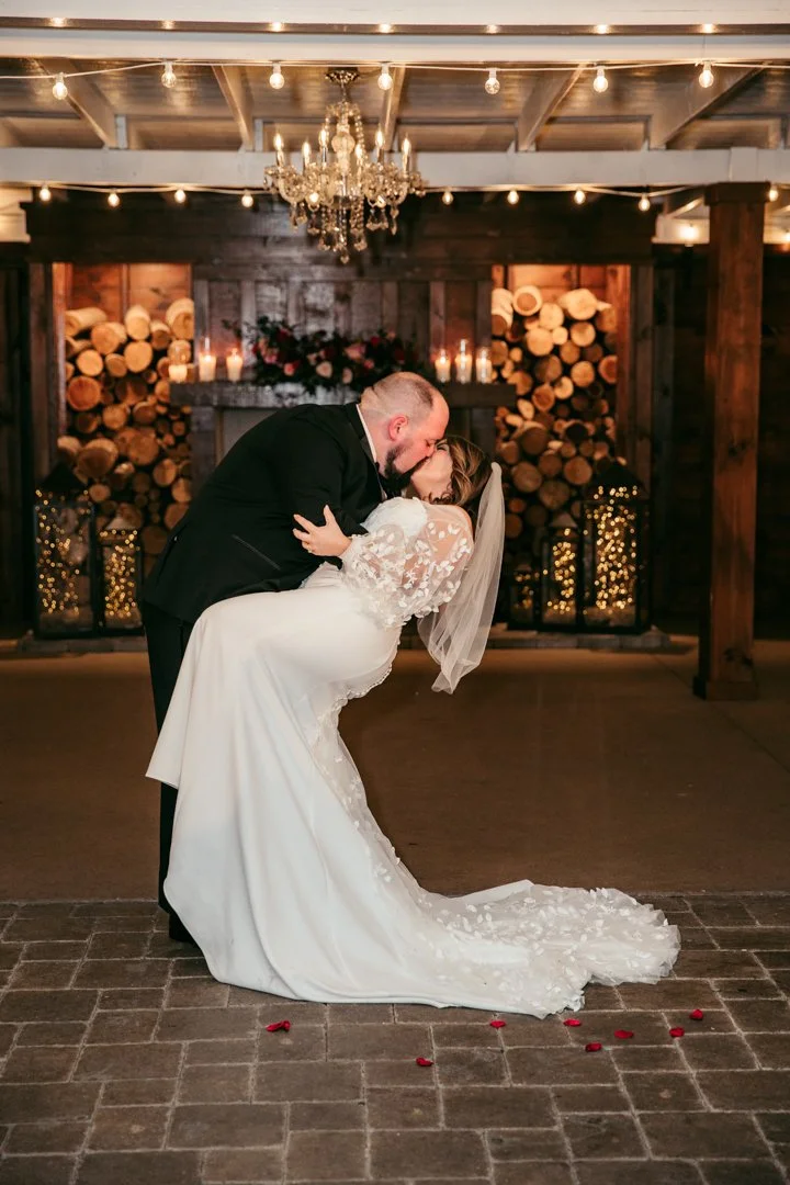 Laura and Luke Hamilton Manor-54.jpg