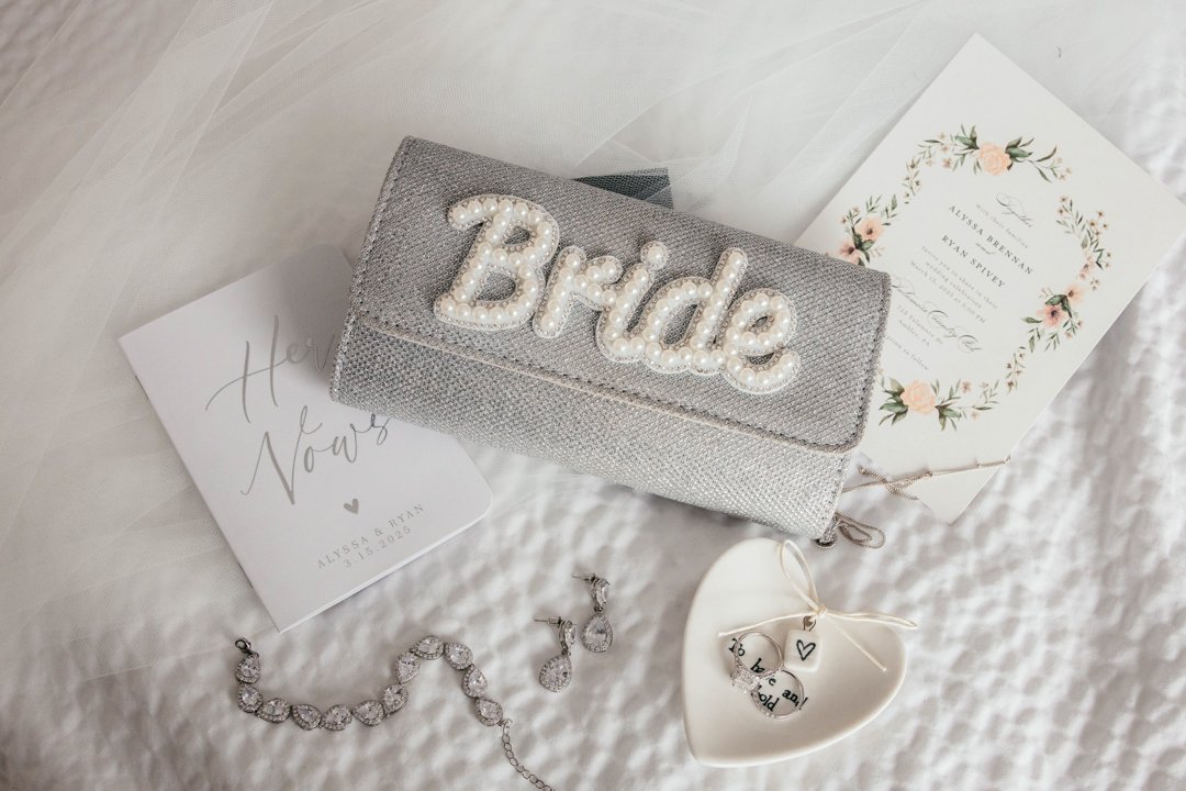 ALYSSA AND RYAN - PREVIEWS- 2.jpg