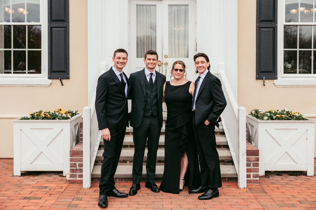 Nikki + Jason Previews-21.jpg