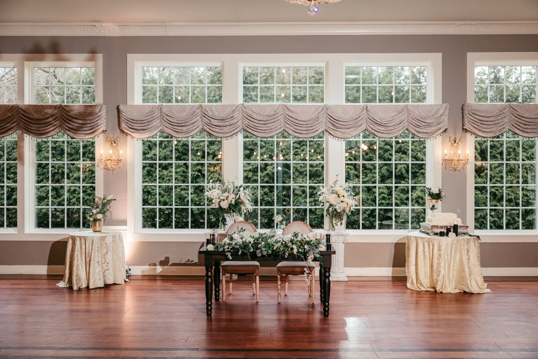 Nikki + Jason Previews-67.jpg