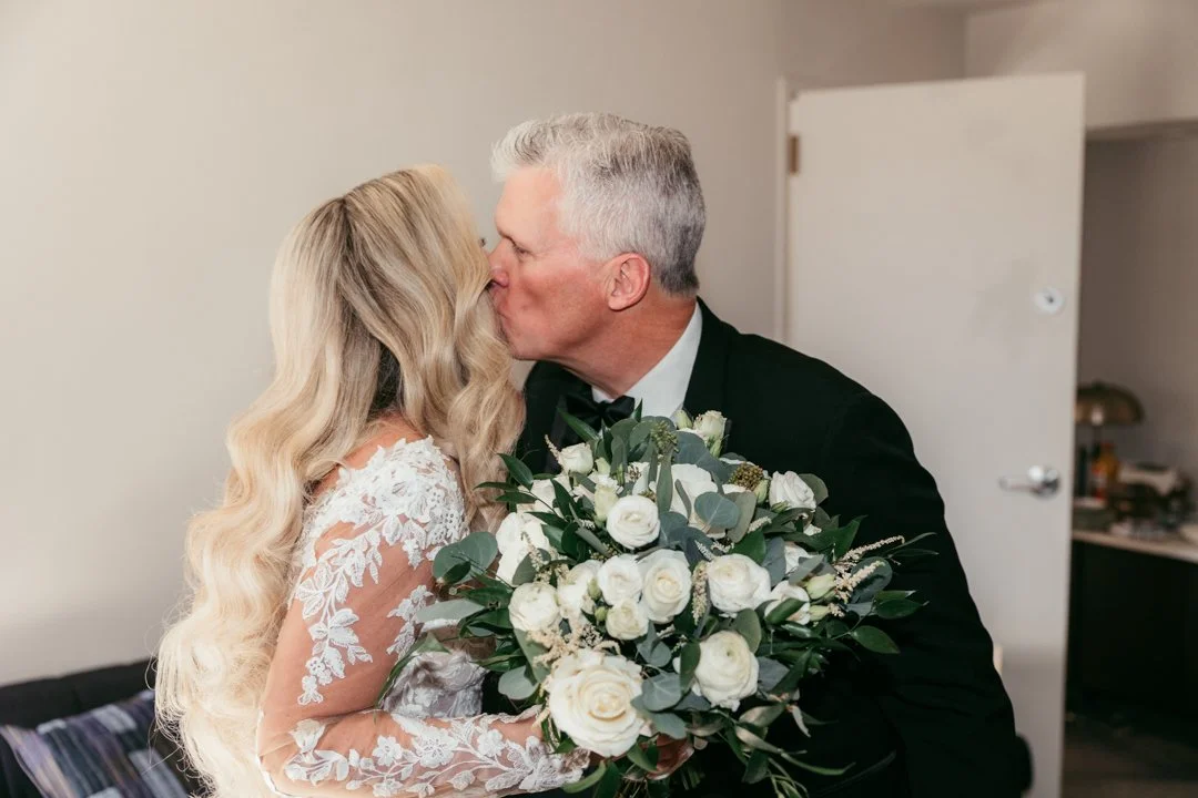 Alexandria + Timothy Previews-24.jpg