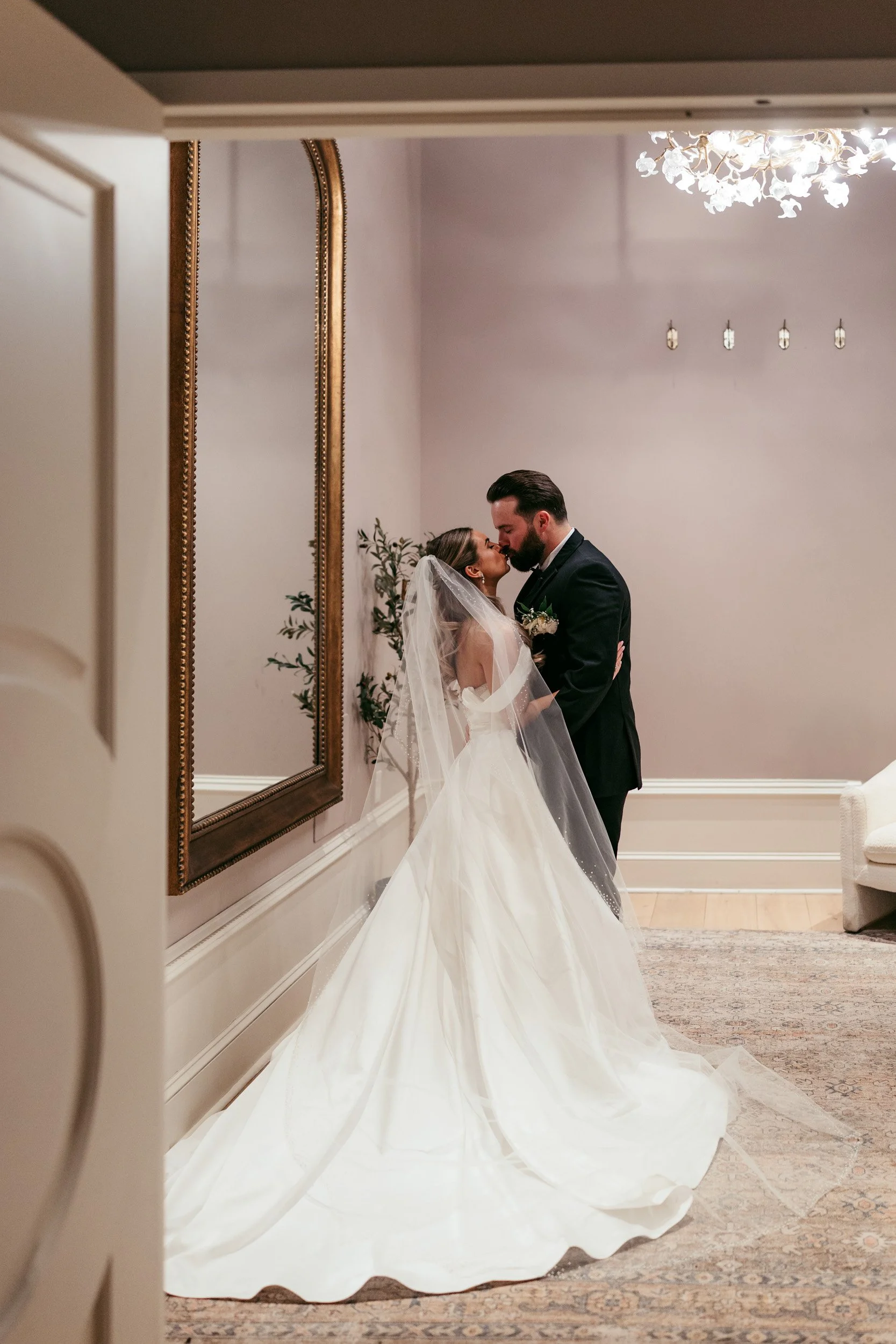 SWITCH HOUSE WEDDING PHOTOGRAPHY - PHILADELPHIA WEDDING PHOTOGRAPHY - 35.jpg