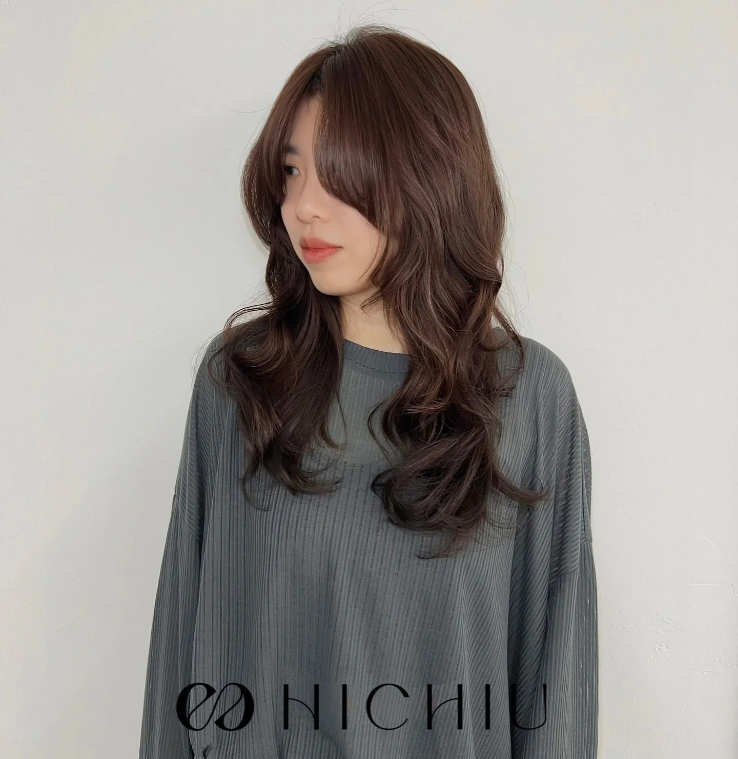 Digital Perm creates long-lasting, natural waves without daily styling effort.
Perfect for those who want volume, texture, and freedom.

By @hi_chiu_eugene 

#nyc #nycsalon #digitalperm #nychairstylist #紐約燙髮