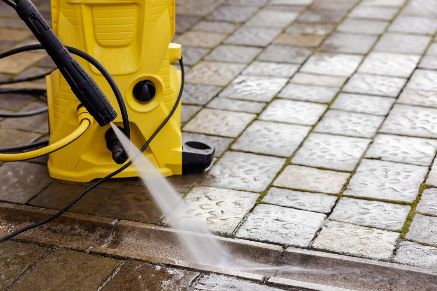 Why Commercial Pressure Washing Boosts Spring Walk-Ups