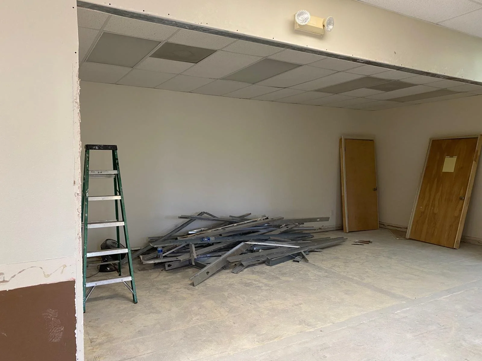 PHOTO-2025-02-12-09-58-44 2.jpg