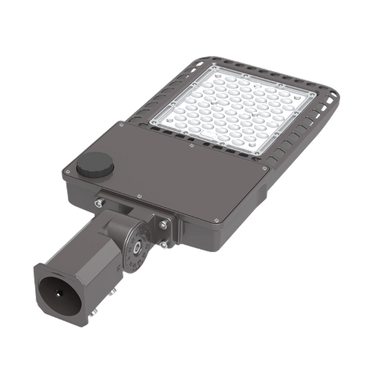 Luz de calle LED oscura de aspecto moderno, con base ajustable y panel de luz grande con múltiples LED.