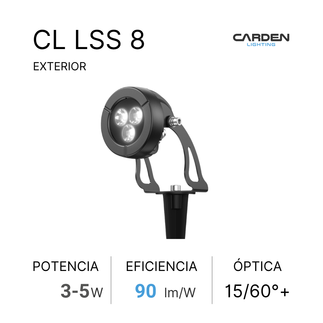 Imagen de una luminaria de iluminación exterior de la marca Carden Lighting, modelo CL LSS 8. Es una lámpara con tres focos LED, de color negro, diseñada para uso externo, con especificaciones técnicas de potencia de 3 a 5 vatios, eficiencia de 90 lúmenes por vatio y óptica de 15 a 60 grados plus.