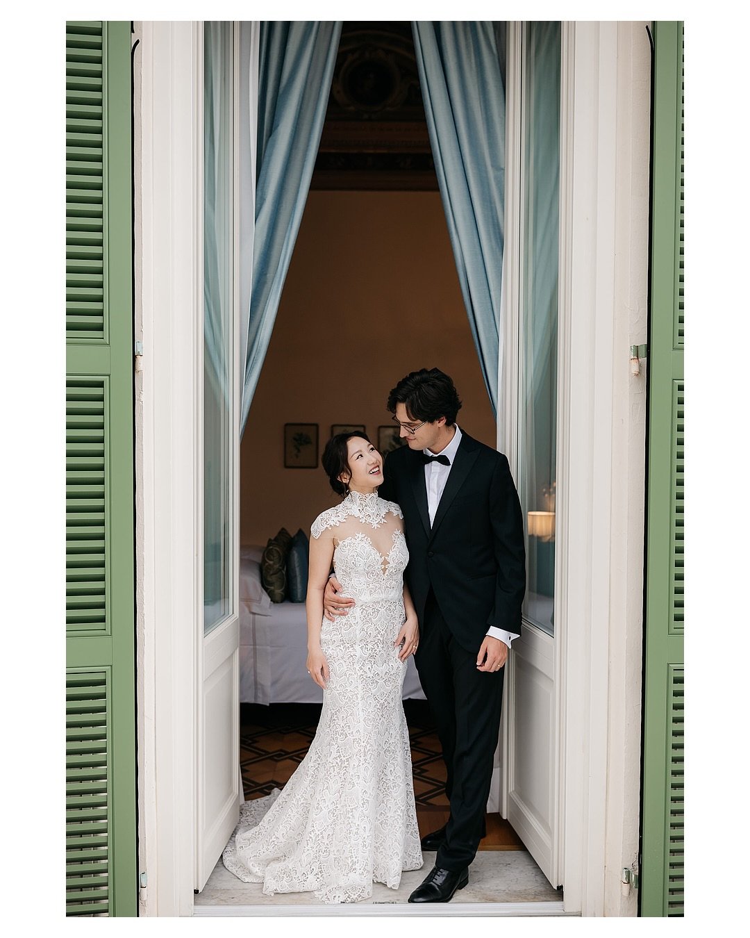 It was set to be a classic, breathtaking seaside ceremony on the Italian Riviera, but Mother Nature had other plans! 🌊

On September 13, 2025, in beautiful Santa Margherita Ligure, Oliviero and Minqi were ready for their outdoor vows at the magnific