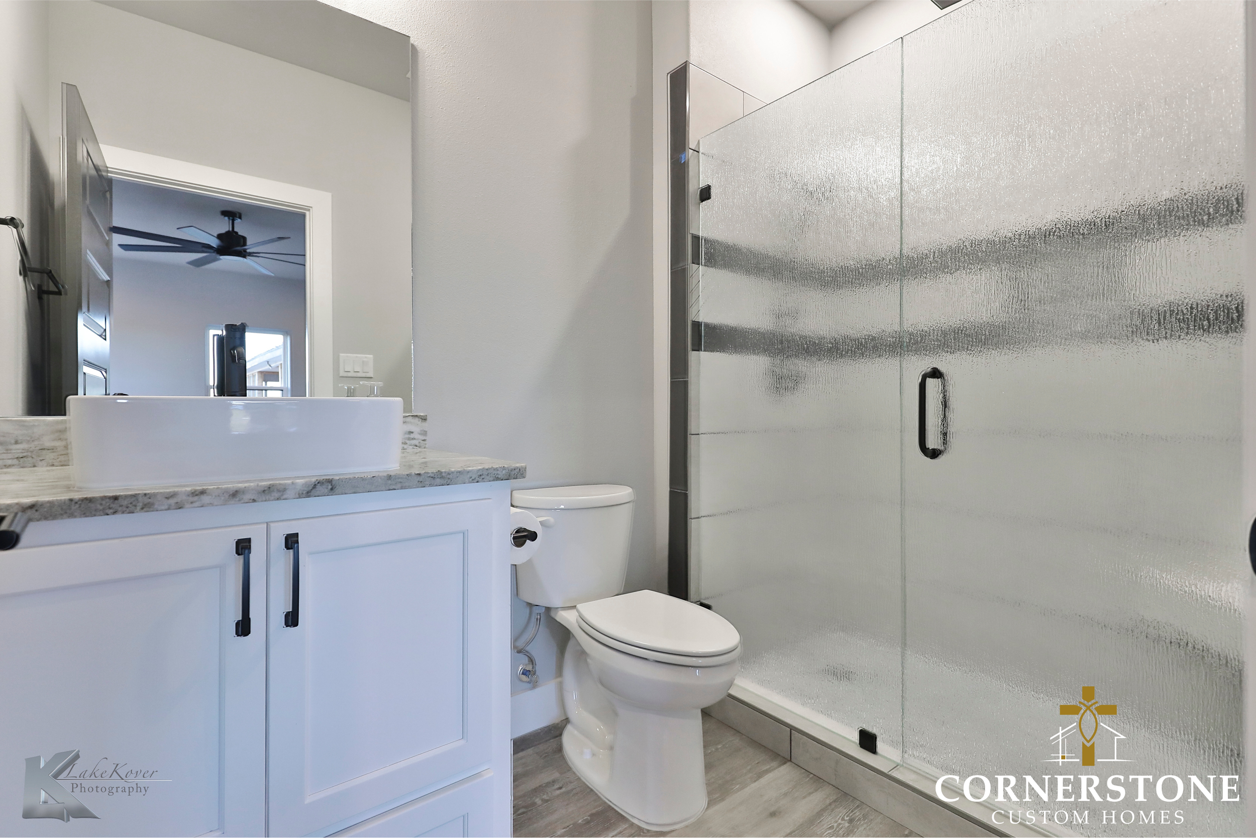 Cornerstone-Custom-Homes-Rustic-Retreat (41).png