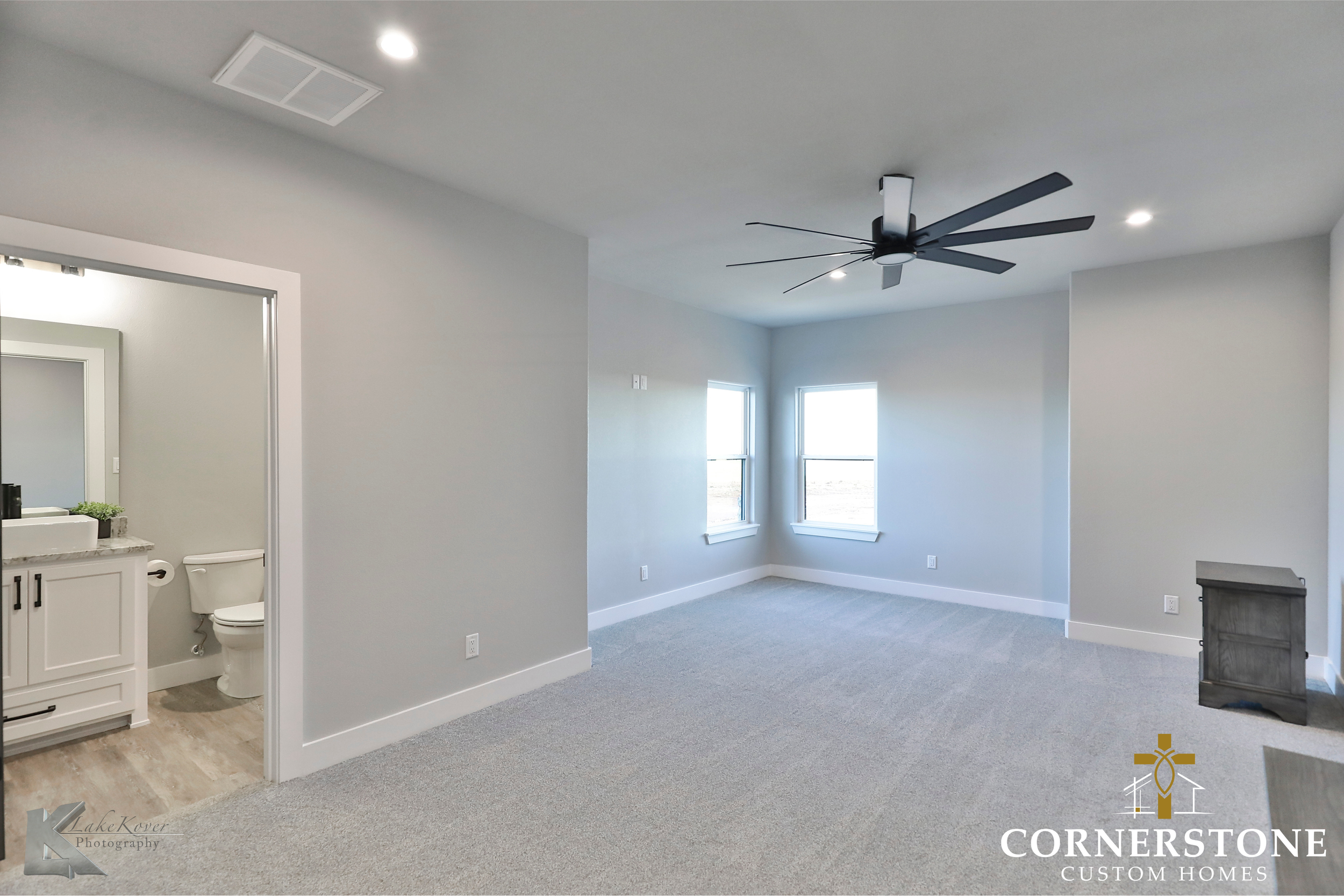 Cornerstone-Custom-Homes-Rustic-Retreat (36).png