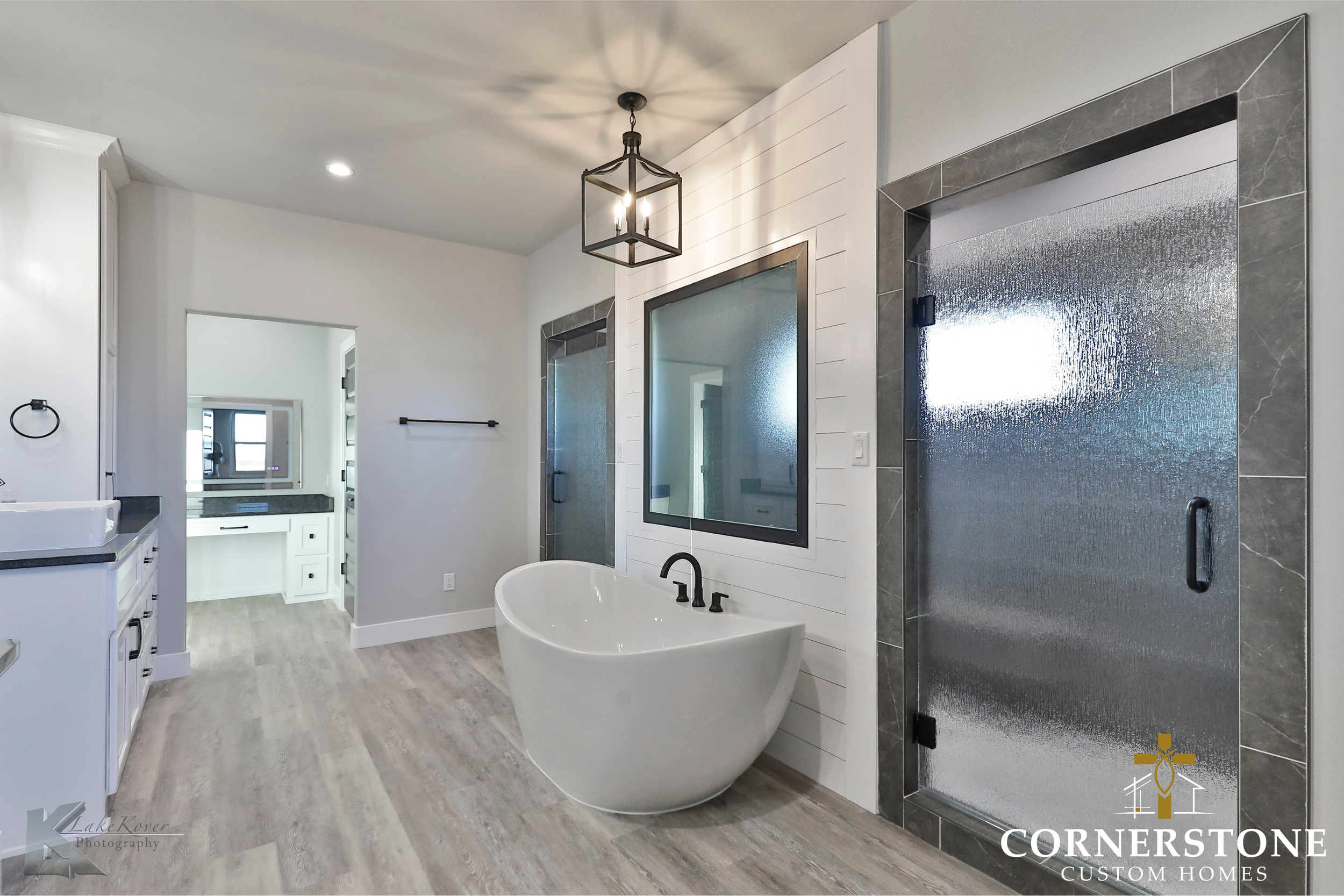 Cornerstone-Custom-Homes-Rustic-Retreat (15).png