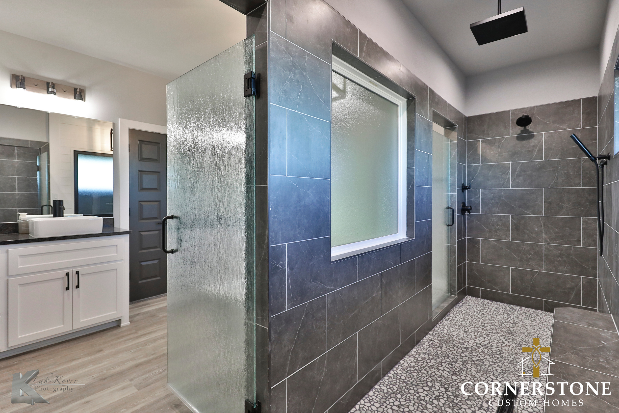 Cornerstone-Custom-Homes-Rustic-Retreat (18).png