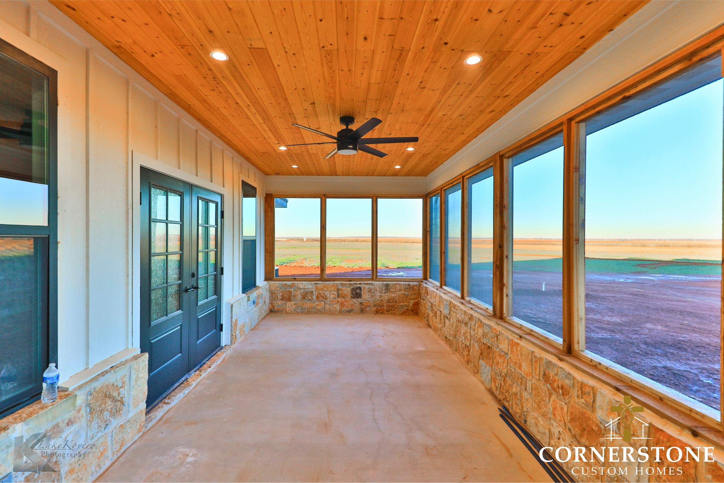 Cornerstone-Custom-Homes-Rustic-Retreat (28).png