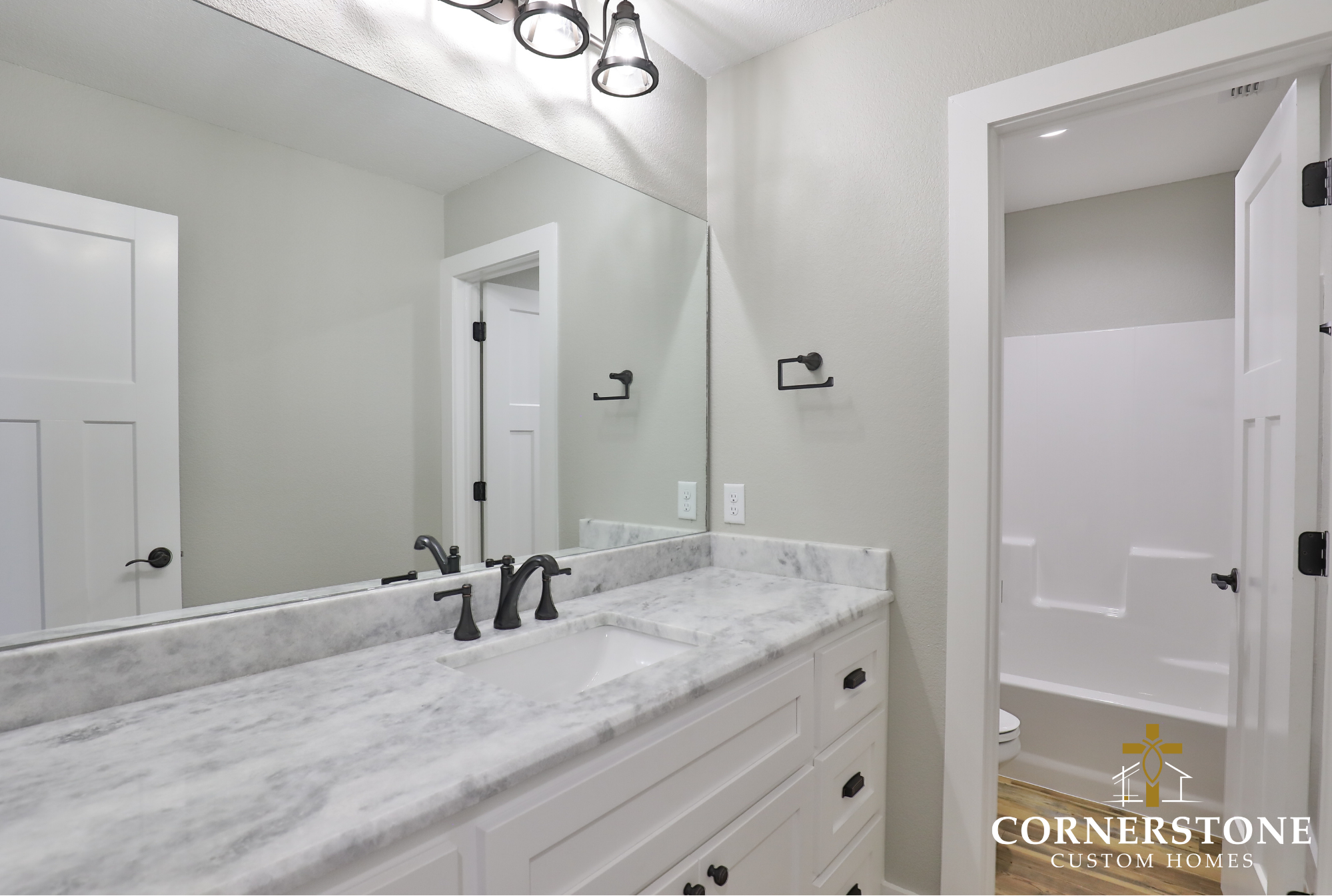 Cornerstone Custom Homes-Loudermilk-1750 Urban 39.png