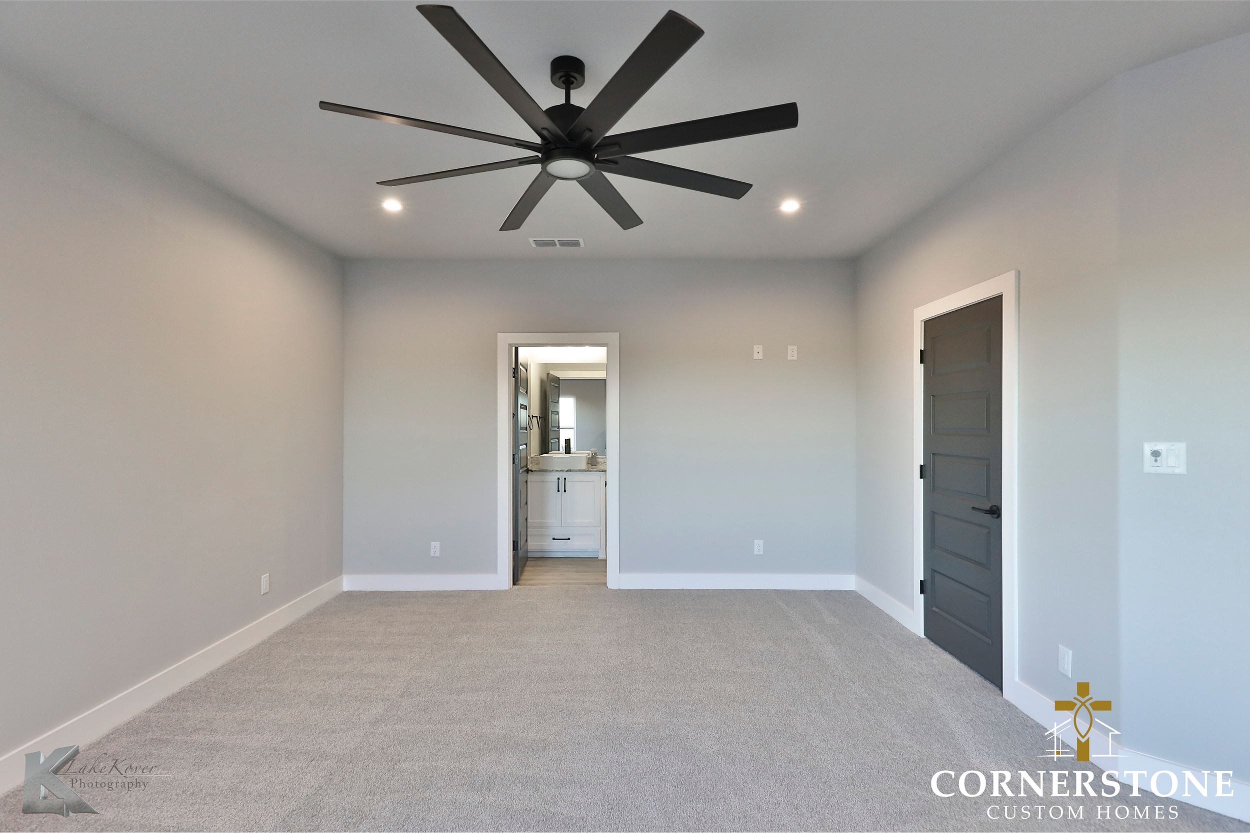 Cornerstone-Custom-Homes-Rustic-Retreat (39).png