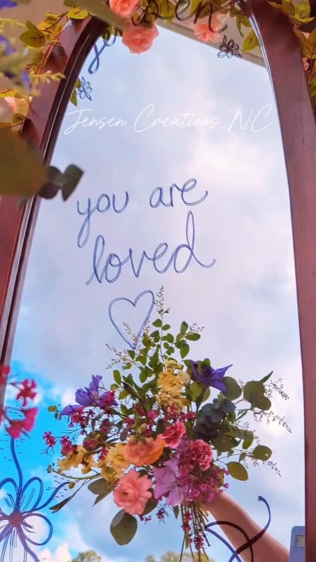 In case no one told you πΈπ
β¨YOU ARE LOVEDβ¨
That's all βΊοΈ have a great day!
#youareloved #friendlyreminder #FlowersMakeEverythingBetter #JensenCreationsNC #flowermarket