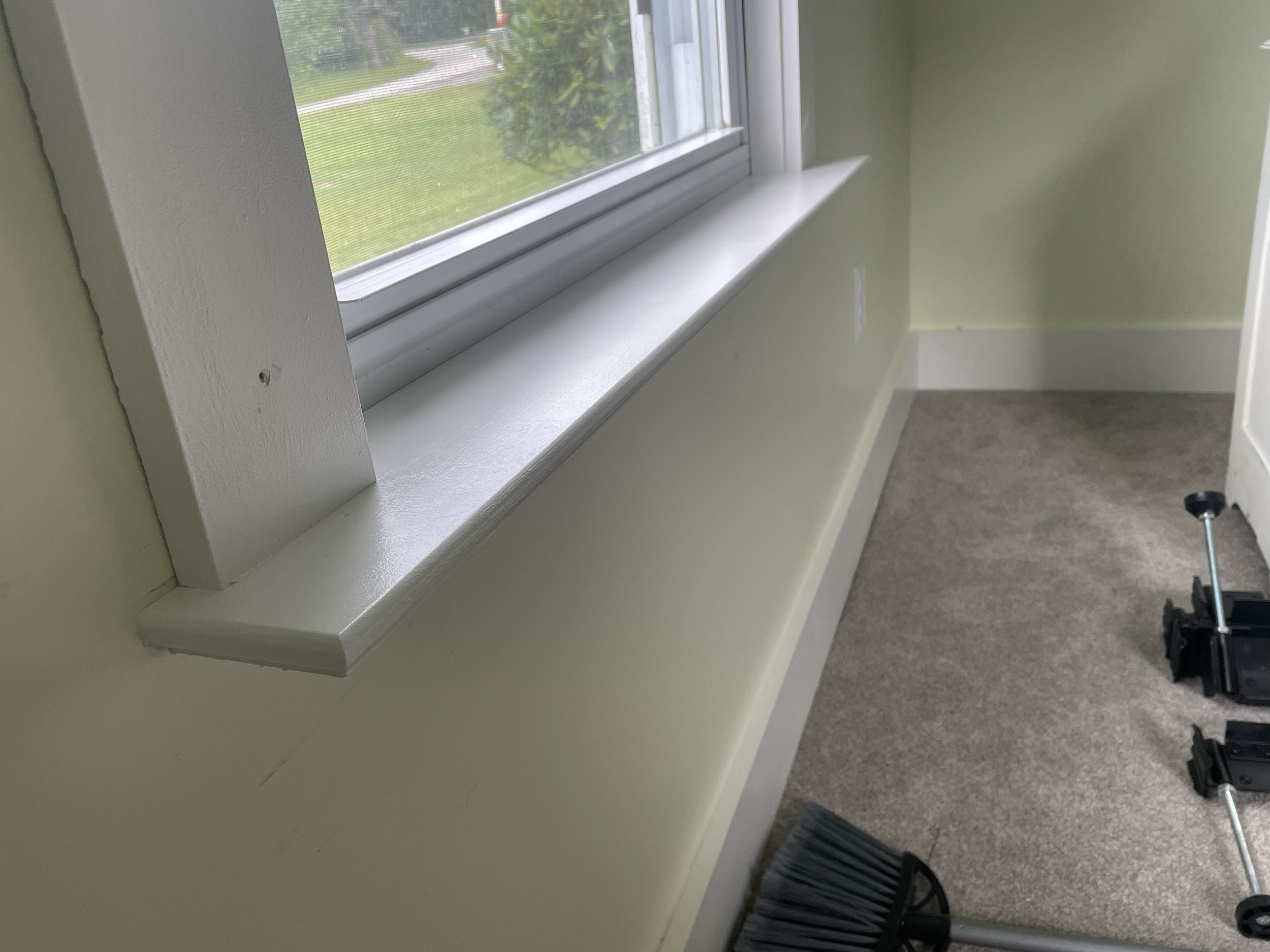 “Detailed interior trim and molding work, including custom baseboards, wainscoting, and crown molding in Waynesville, NC.”